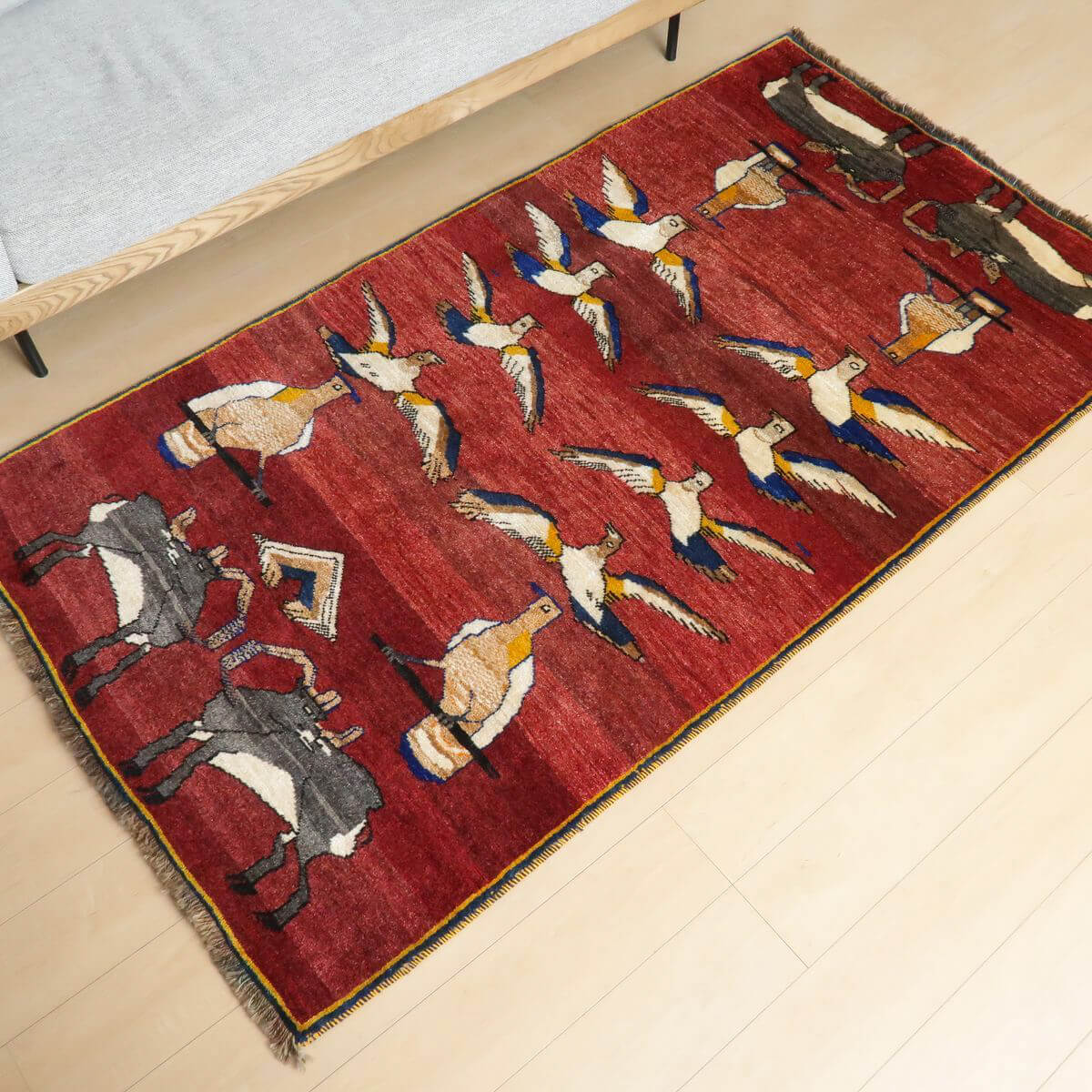 ギャッベ/オールド カシュガイ 214×118cm(ALB-4172)