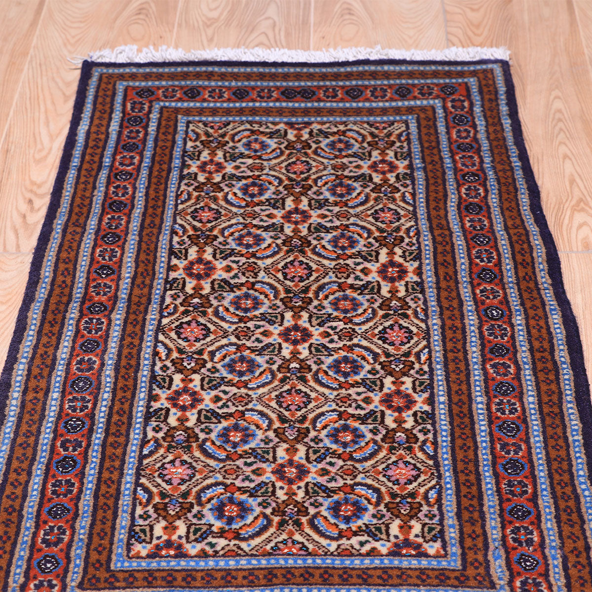 ペルシャ絨毯(イラン産)ムード・ビールジャンド 95×46cm(FS-70047)