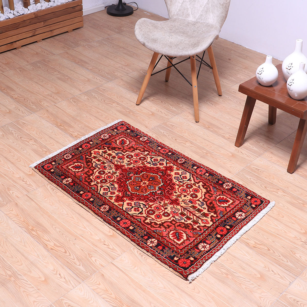 ペルシャ絨毯(イラン産)バクティアリ 103×63cm(FS-70062)