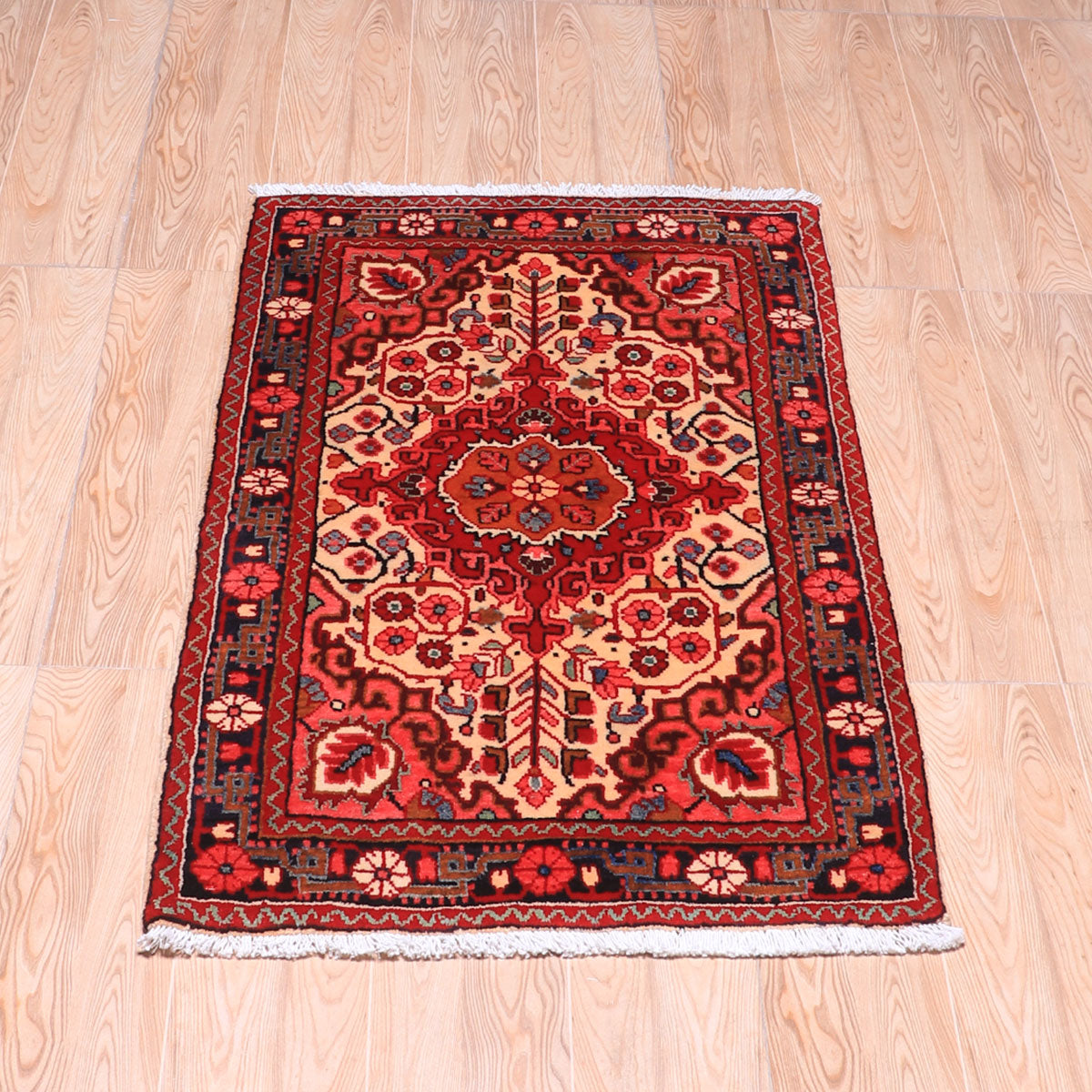 ペルシャ絨毯(イラン産)バクティアリ 103×63cm(FS-70062)