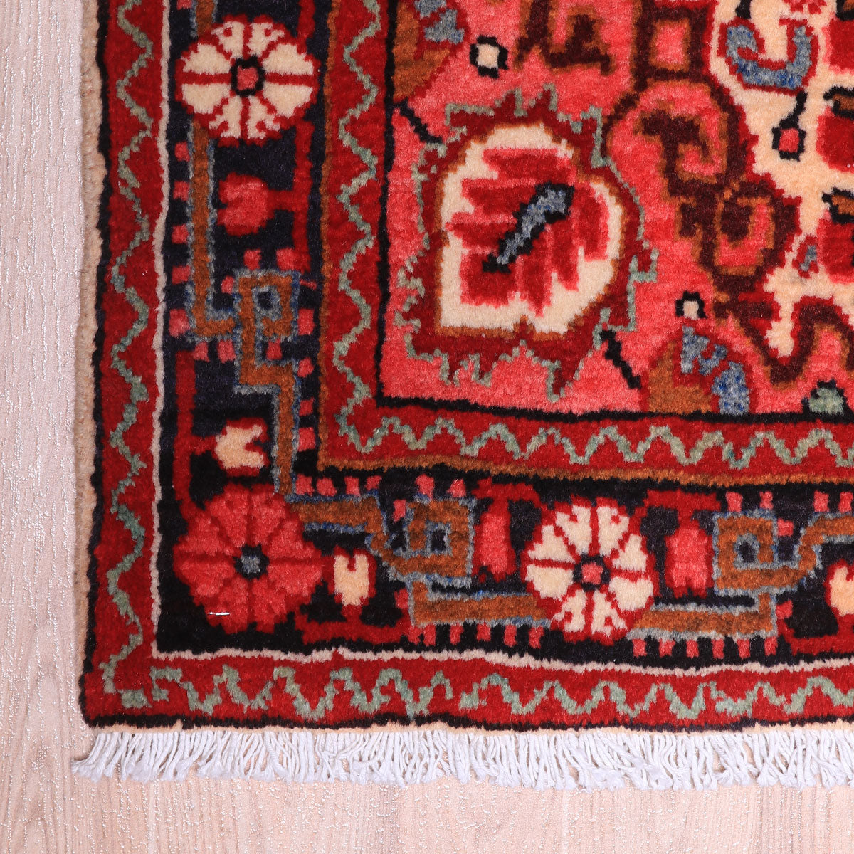 ペルシャ絨毯(イラン産)バクティアリ 103×63cm(FS-70062)