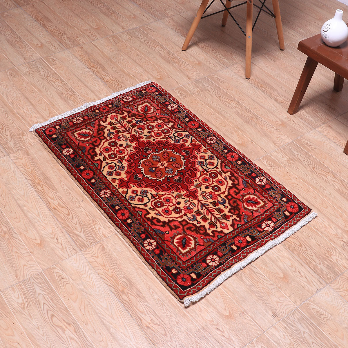 ペルシャ絨毯(イラン産)バクティアリ 105×65cm(FS-70063)