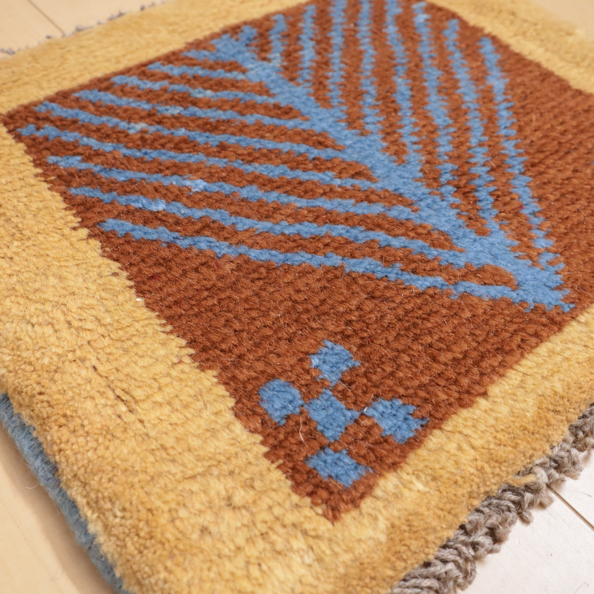 【2枚で46,000円】ギャッベ 38×43cm(BP-12205)