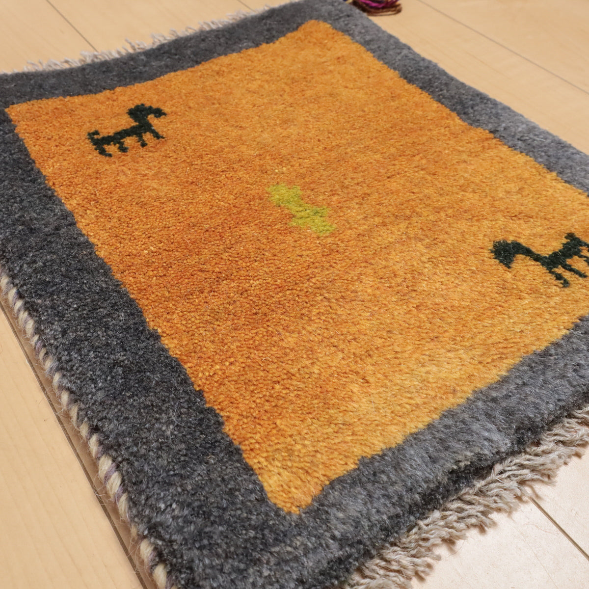 【2枚で46,000円】ギャッベ 41×37cm(BP-12324)
