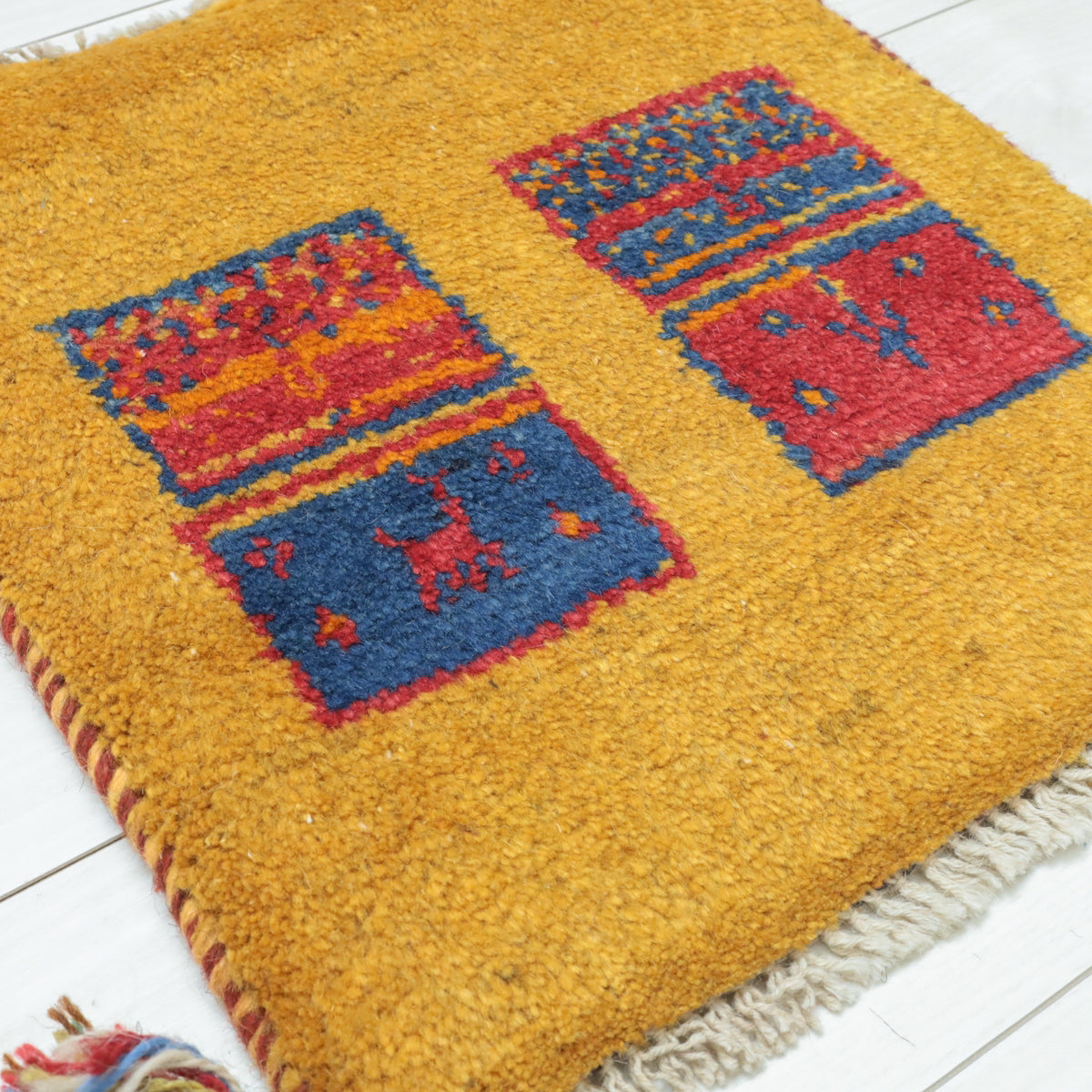 【2枚で46,000円】ギャッベ 39×36cm(BP-12507)