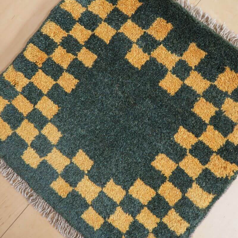 【2枚で46,000円】ギャッベ 39×41cm(BP-805)