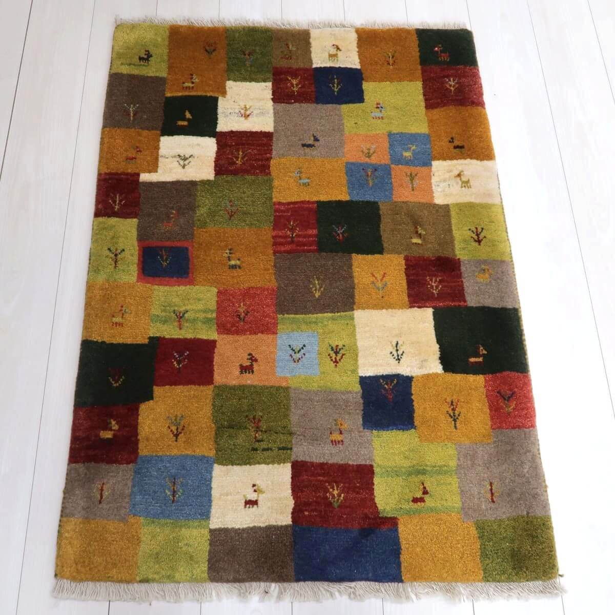 ギャッベ(カシュクリ) 121×85cm(BS-11490)