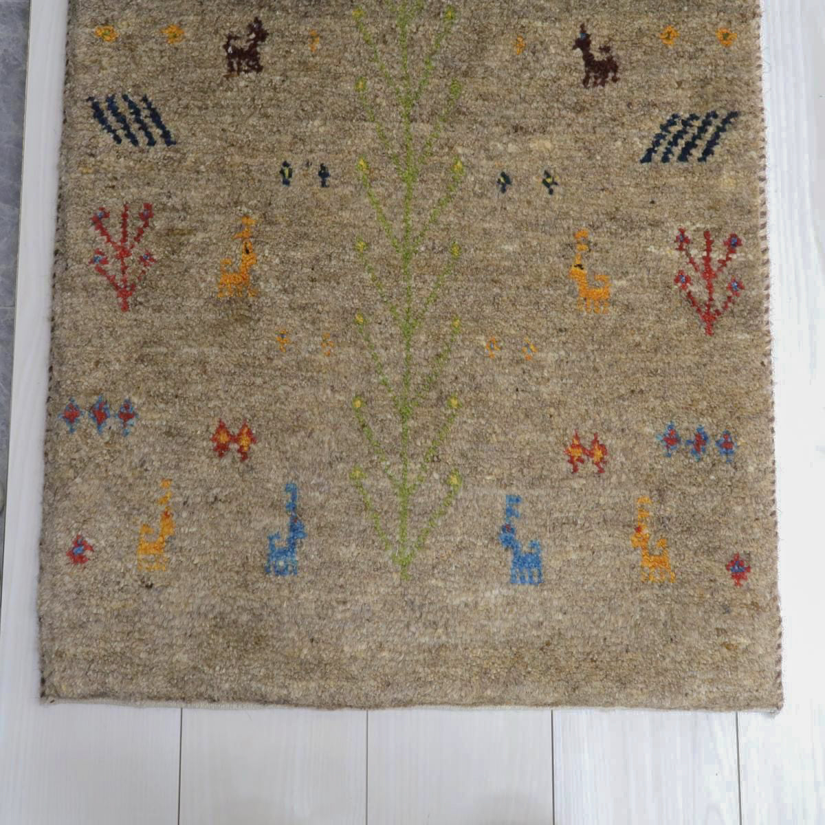 ギャッベ(ラティーフ) 88×62cm(BSS-11585)