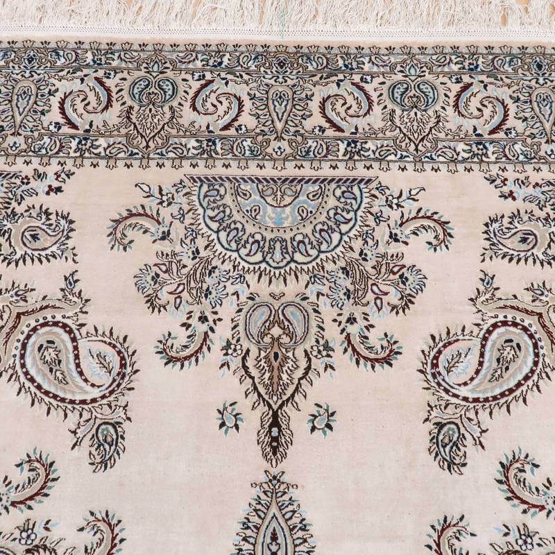 【在庫確保の予約受付中】高級ペルシャ絨毯ナイン産ハビビアン工房シルク 237×164cm(FL-22176)