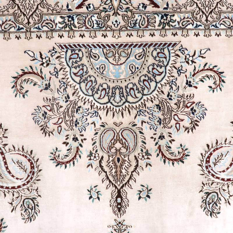 【在庫確保の予約受付中】高級ペルシャ絨毯ナイン産ハビビアン工房シルク 237×164cm(FL-22176)