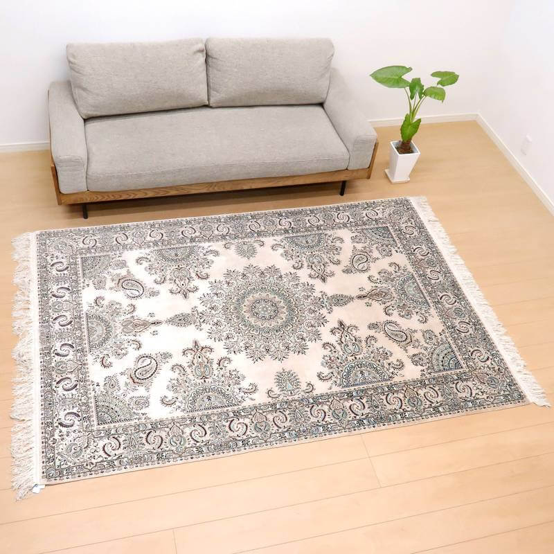 【在庫確保の予約受付中】高級ペルシャ絨毯ナイン産ハビビアン工房シルク 237×164cm(FL-22176)