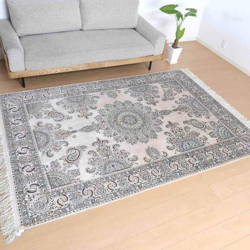 【在庫確保の予約受付中】高級ペルシャ絨毯ナイン産ハビビアン工房シルク 237×164cm(FL-22176)