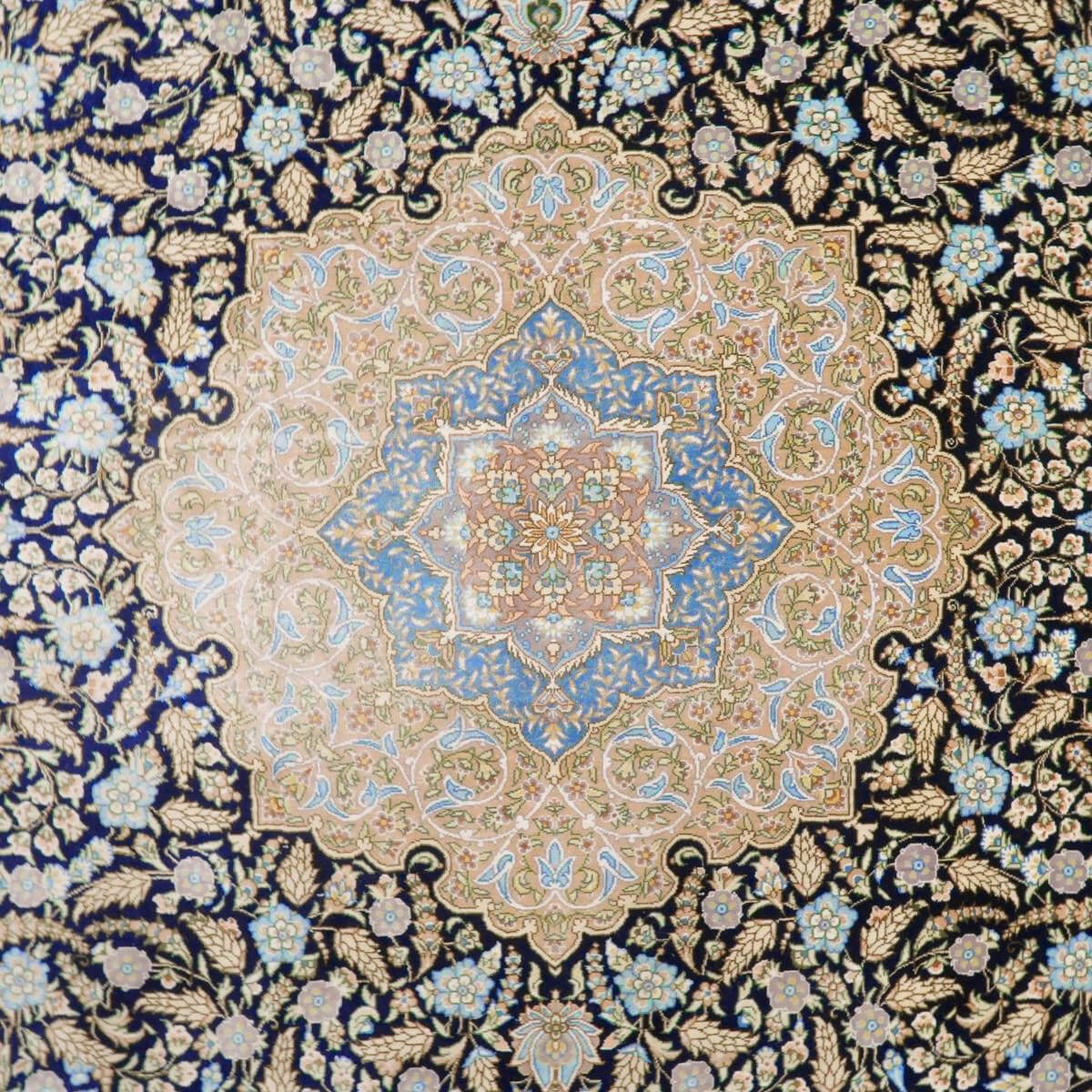 高級ペルシャ絨毯クム、シルク100% 203×134cm(FL-22186)