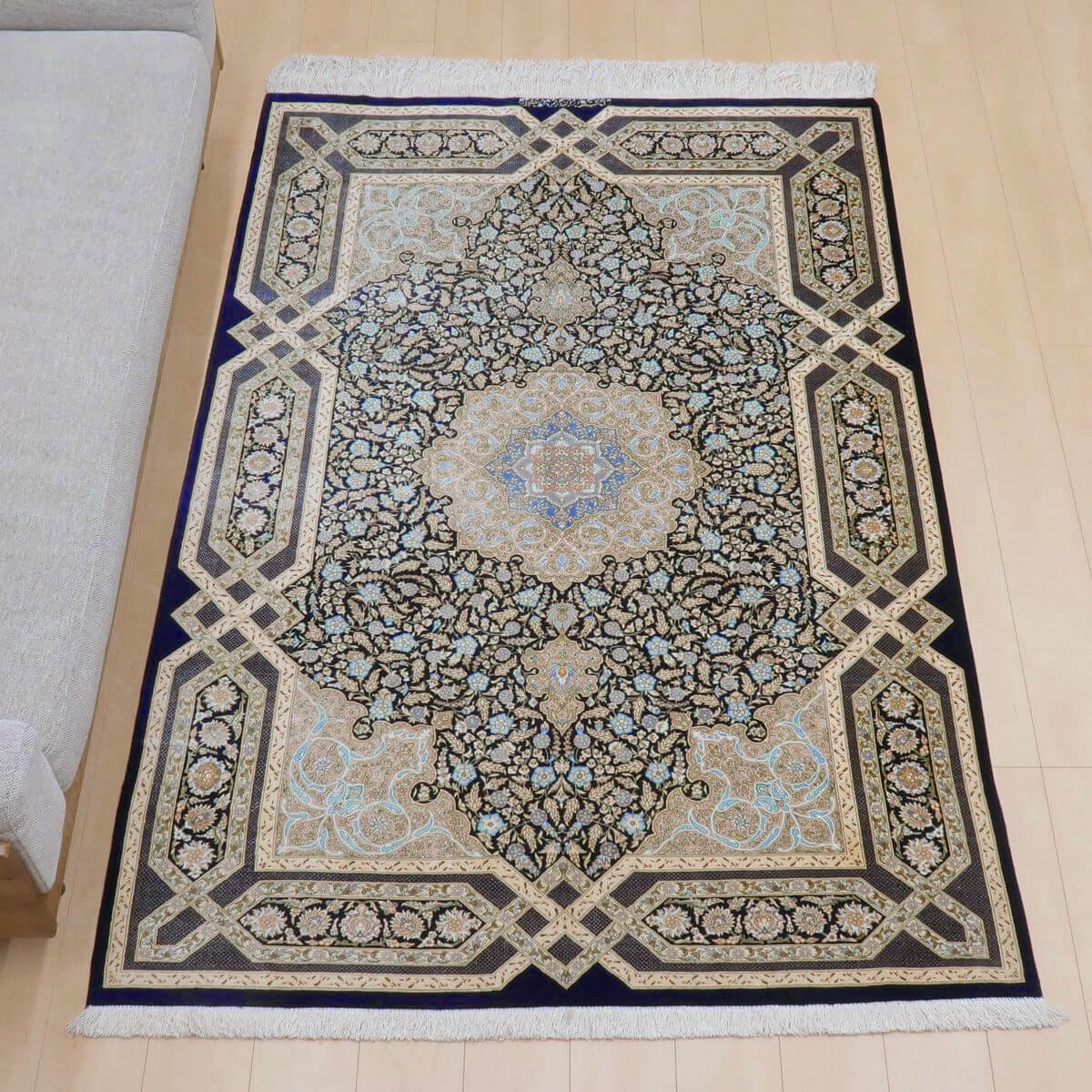 高級ペルシャ絨毯クム、シルク100% 203×134cm(FL-22186)