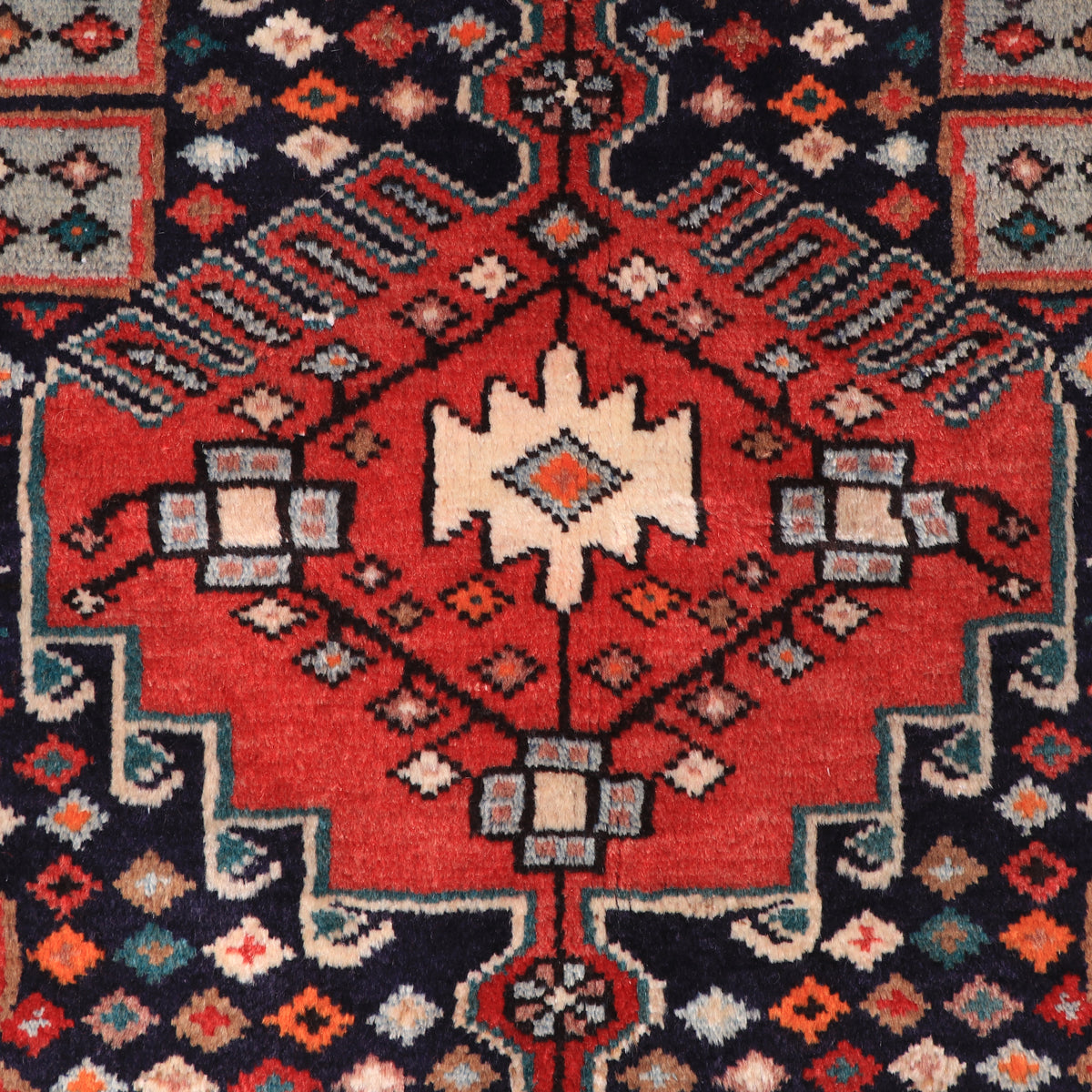 ペルシャ絨毯(イラン産)ハマダン 208×120cm(FL-70140)