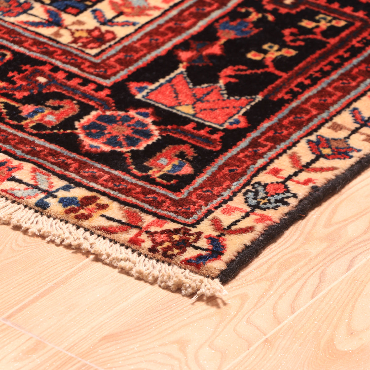 ペルシャ絨毯(イラン産)トゥイセルカーン 200×120cm(FL-70157)