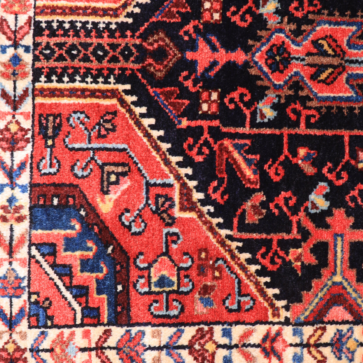 ペルシャ絨毯(イラン産)トゥイセルカーン 200×120cm(FL-70157)