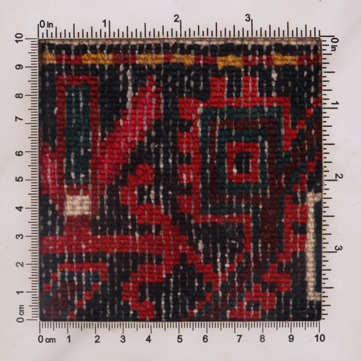 ペルシャ絨毯(イラン産)トゥイセルカーン 186×119cm(FL-70158)