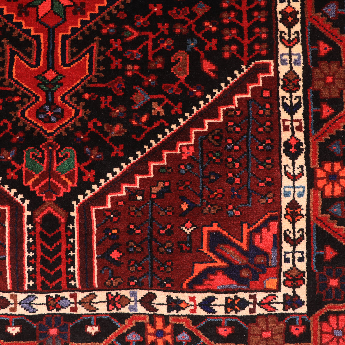 ペルシャ絨毯(イラン産)トゥイセルカーン 187×121cm(FL-70159)