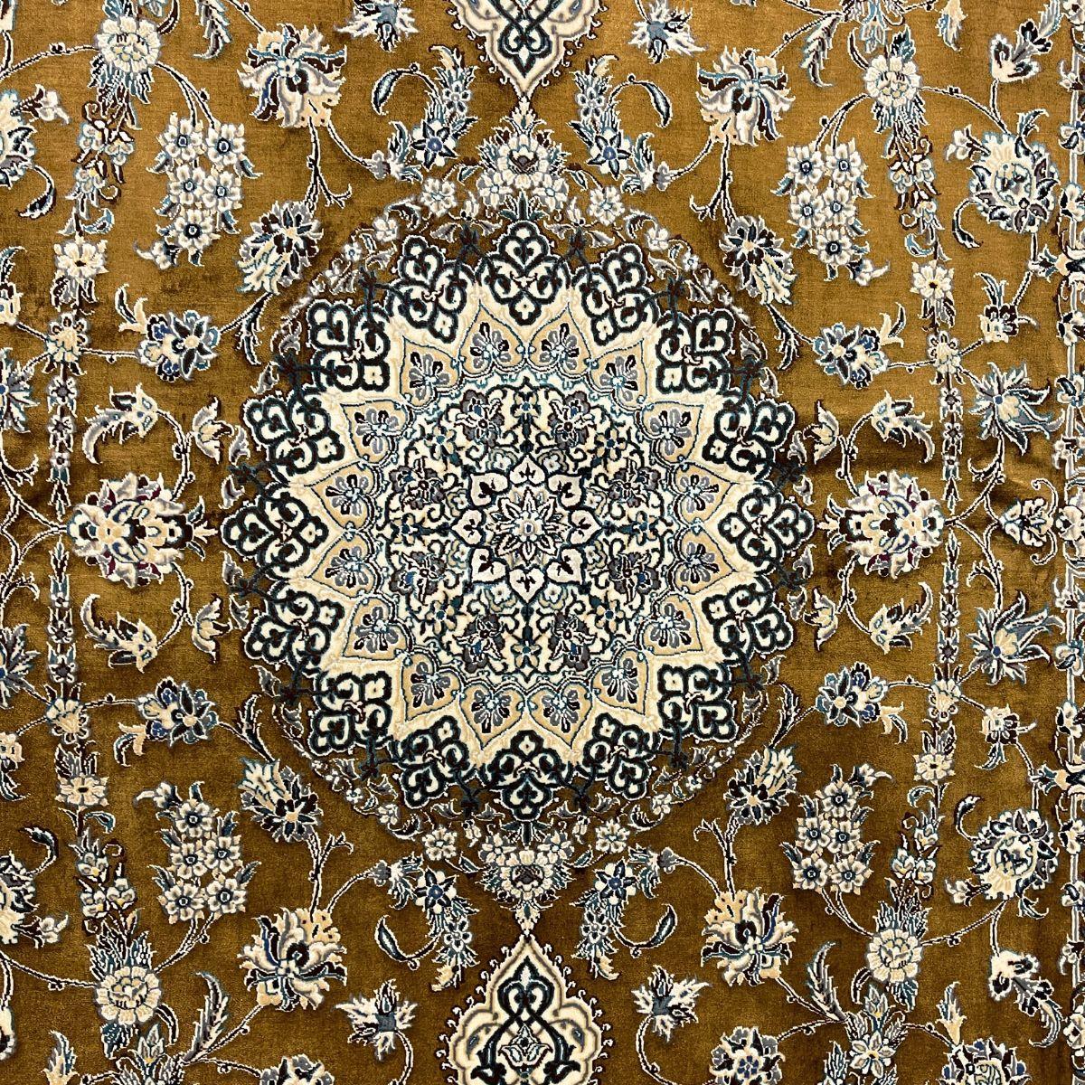最高級ペルシャ絨毯(ナイン産)ハビビアン工房 227×147cm(FL-70363)