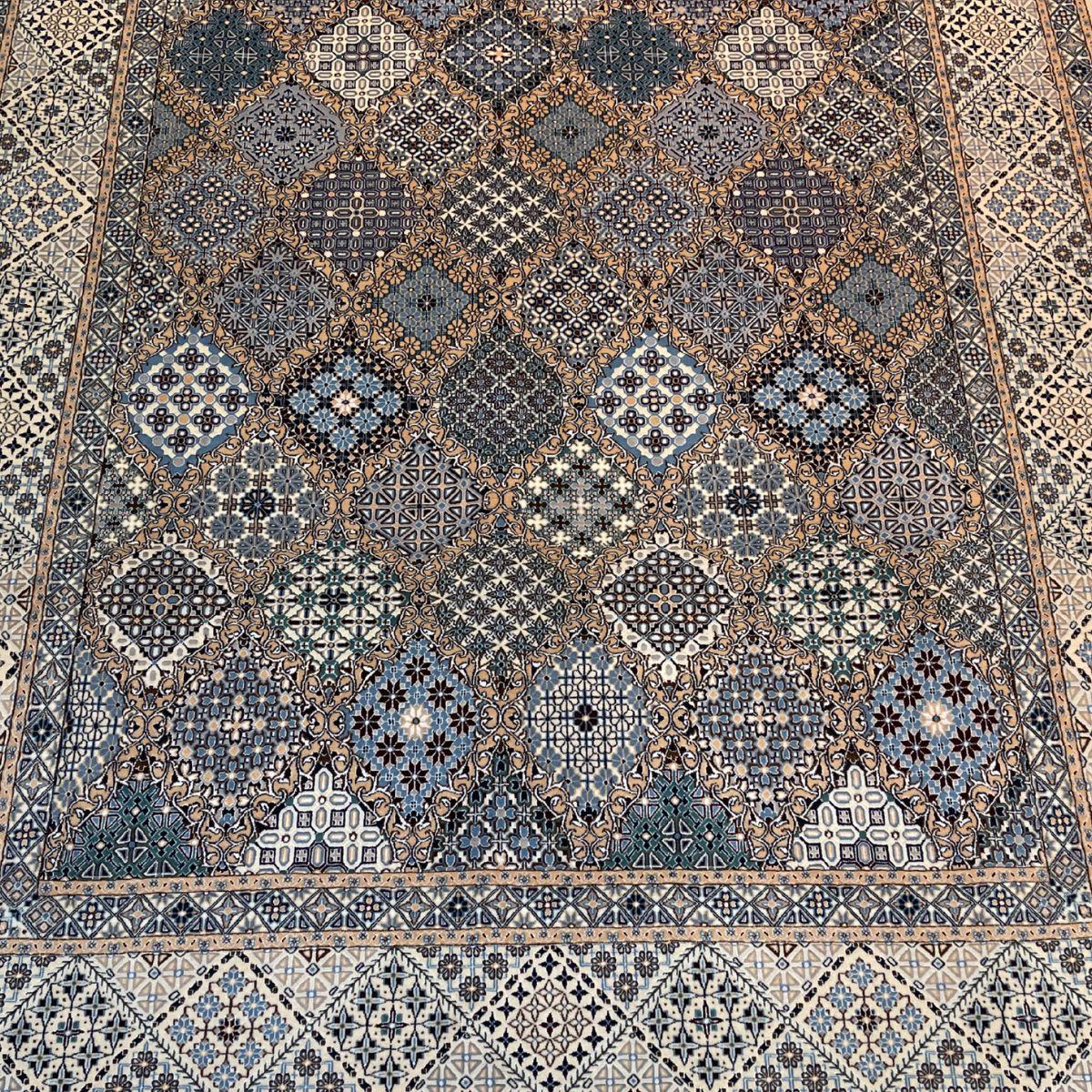 最高級ペルシャ絨毯(ナイン産)ハビビアン工房 308×208cm(FL-70366)