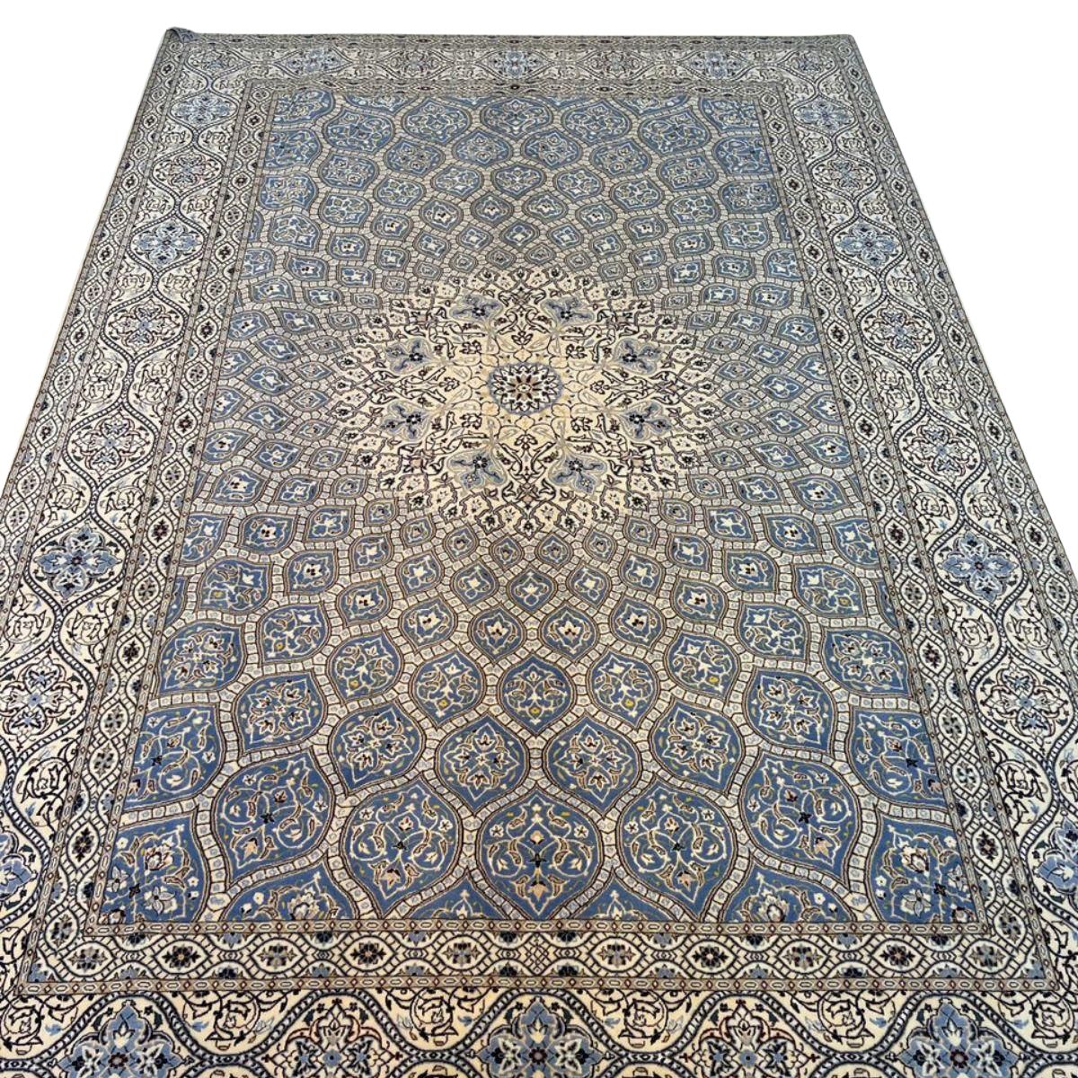 最高級ペルシャ絨毯(ナイン産)ハビビアン工房 310×205cm(FL-70368)