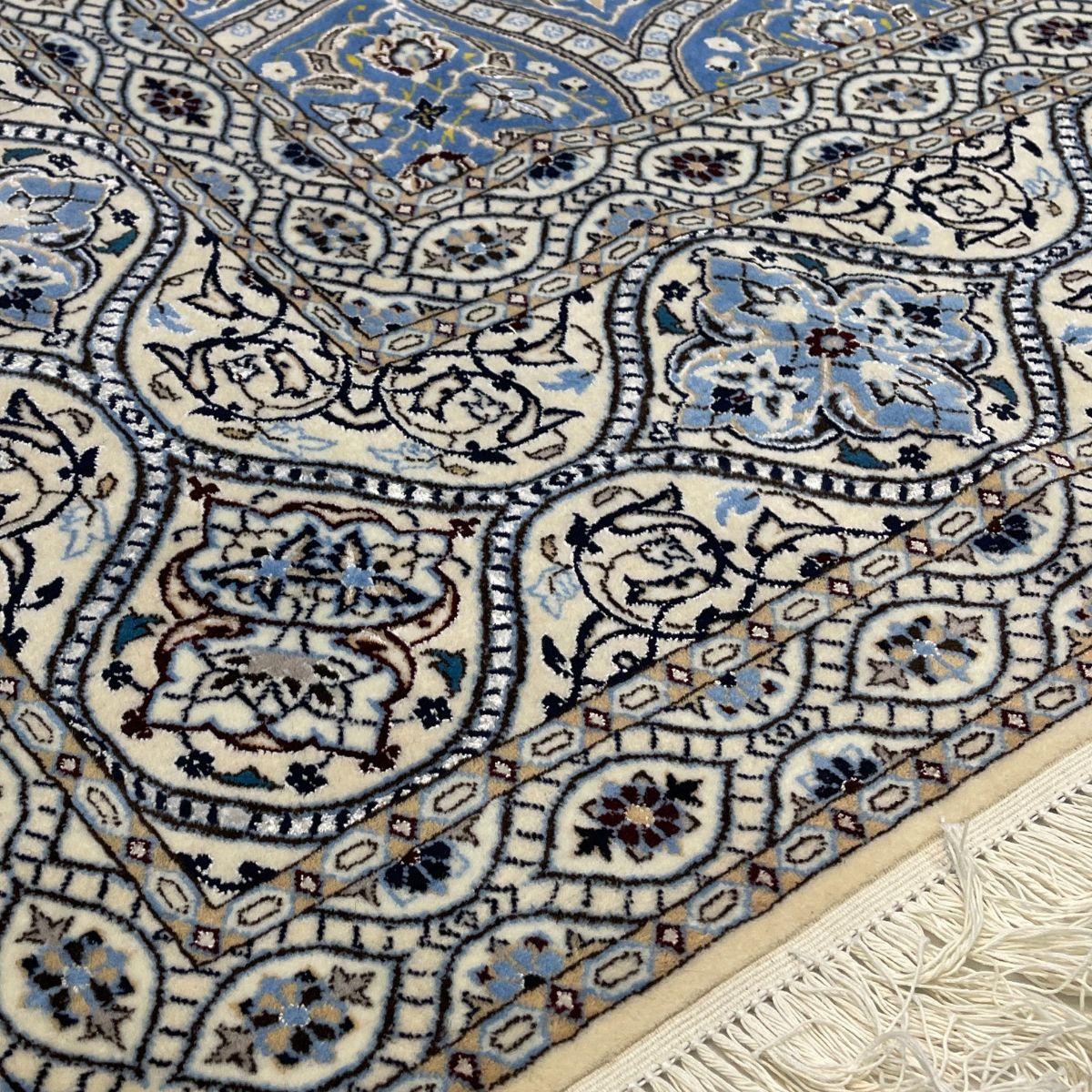 最高級ペルシャ絨毯(ナイン産)ハビビアン工房 310×205cm(FL-70368)