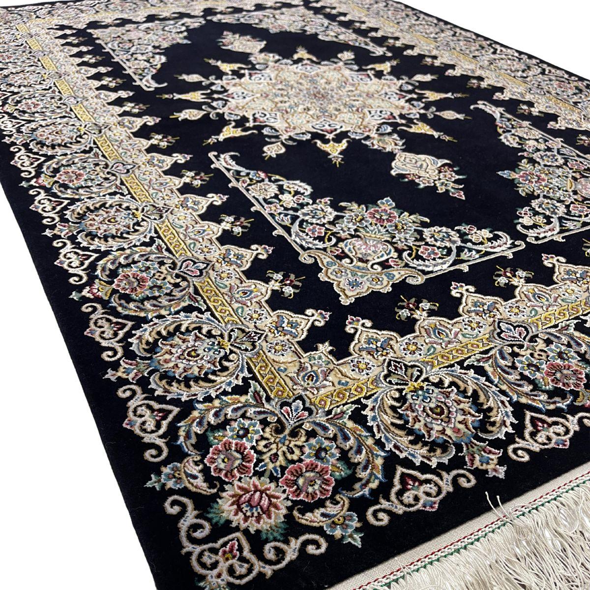最高級ペルシャ絨毯(ナイン産)ハビビアン工房 162×111cm(FL-70374)