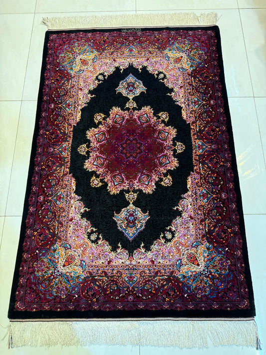 高級ペルシャ絨毯クム産シルク100% ライモン工房 149×100cm(FN-10006)