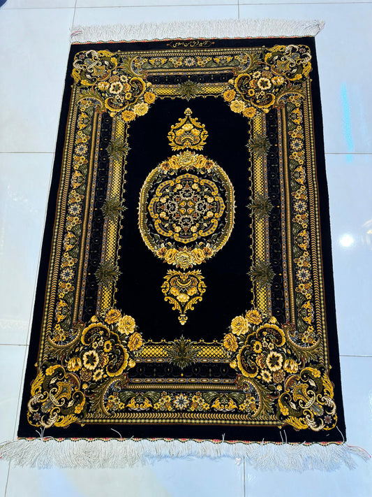 高級ペルシャ絨毯クム産シルク100%  イスラミ工房 125×85cm(FN-10038)
