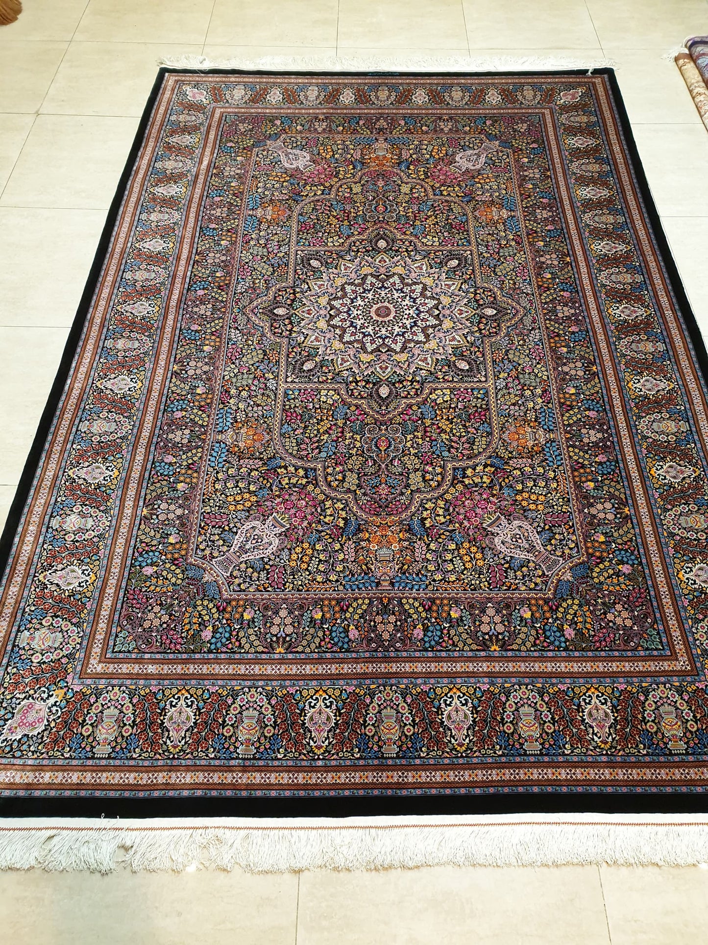 高級ペルシャ絨毯クム産シルク100% ノウリ工房 300x203cm(FN-10049)