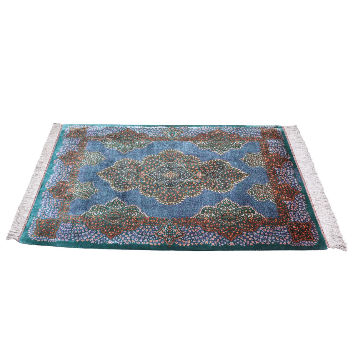 高級ペルシャ絨毯(シルク100%)モスタファザーデ工房 135×82cm(FN-70299)