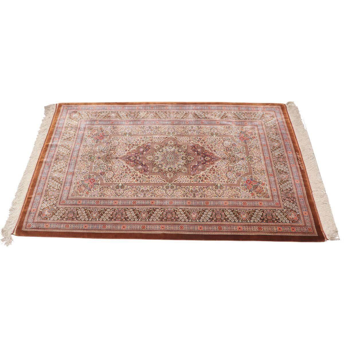 高級ペルシャ絨毯(シルク100%)ヌーリ工房 151×101cm(FN-70352)