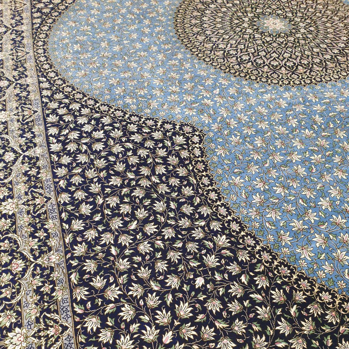 【1800万円Collection】ペルシャ絨毯(シルク100%手織り)マルーフ・モサヴィ 240×192cm(FN-70375)