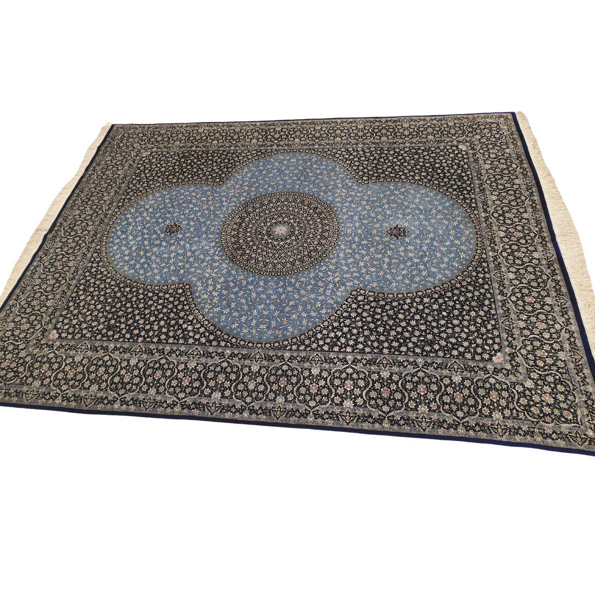 【1800万円Collection】ペルシャ絨毯(シルク100%手織り)マルーフ・モサヴィ 240×192cm(FN-70375)