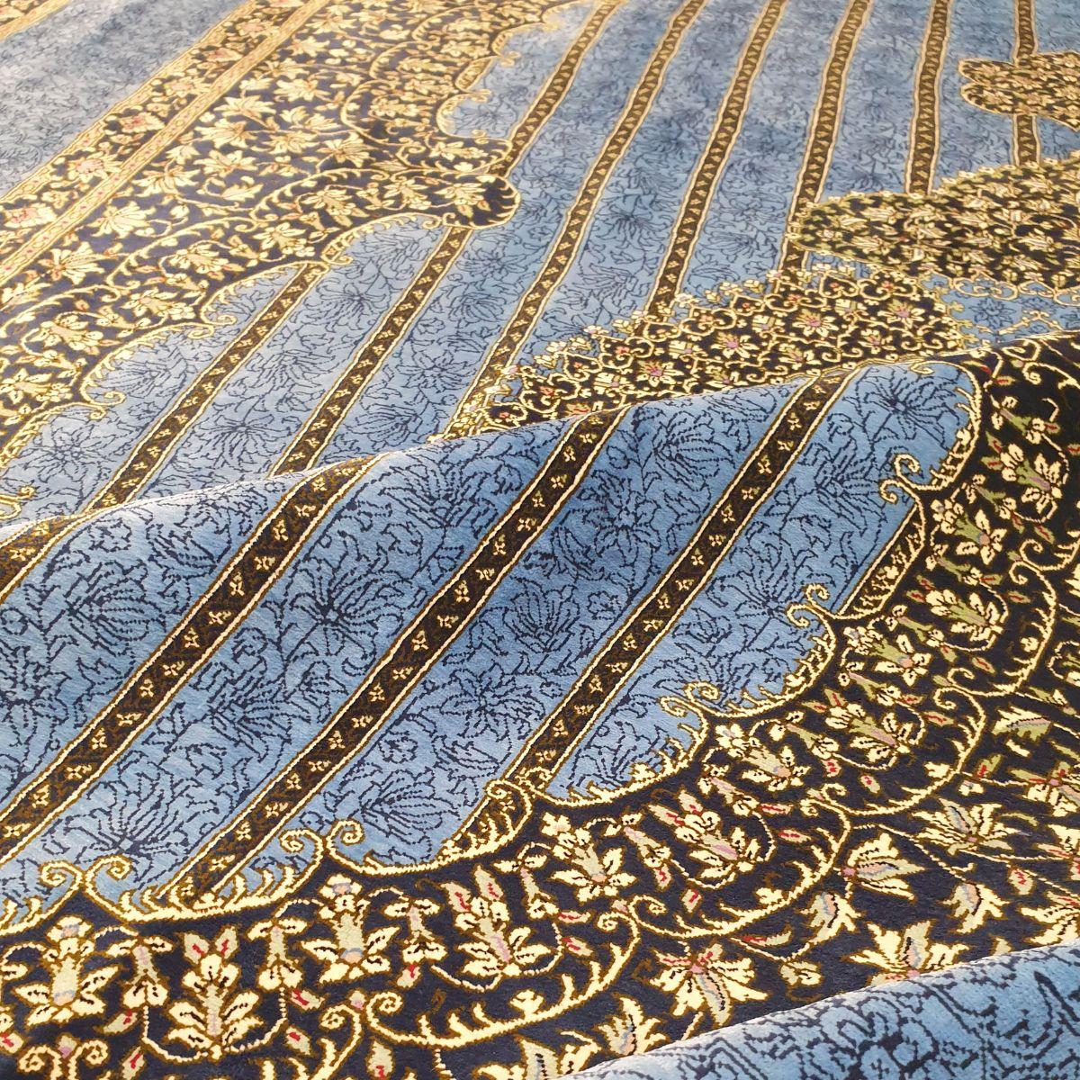 ペルシャ絨毯(シルク100%手織り)イランクム 205×136cm(FN-70378)