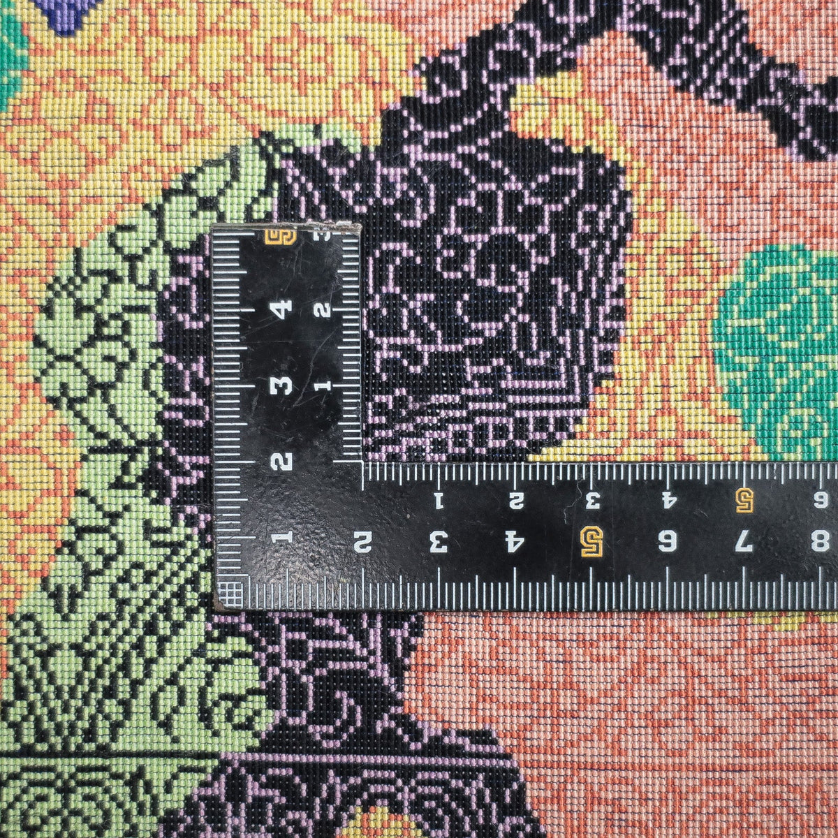 高級ペルシャ絨毯 クム産 シルク100% KHAKI工房|トランジ・ガラット柄 マルチカラー|91×58cm(FS-13370)