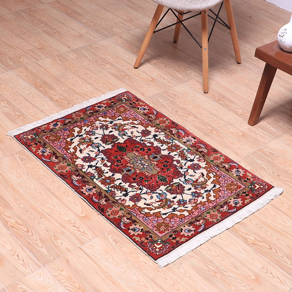 ペルシャ絨毯(イラン産)タブリーズ 92×62cm(FS-70011)