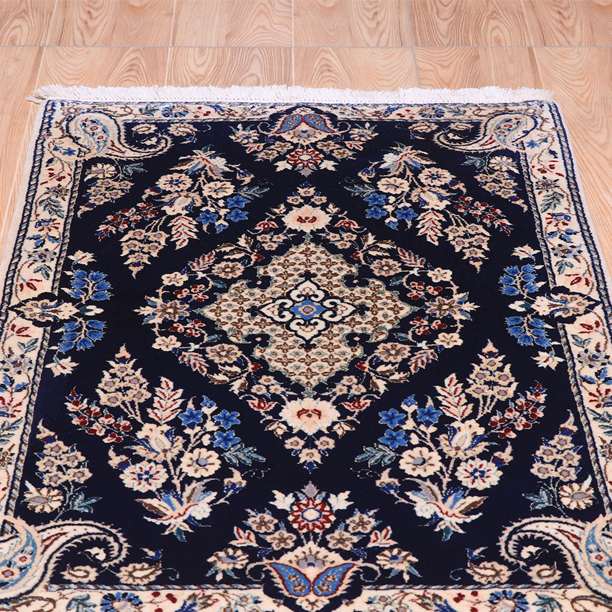ペルシャ絨毯(イラン産)ナイン 86×61cm(FS-70014)