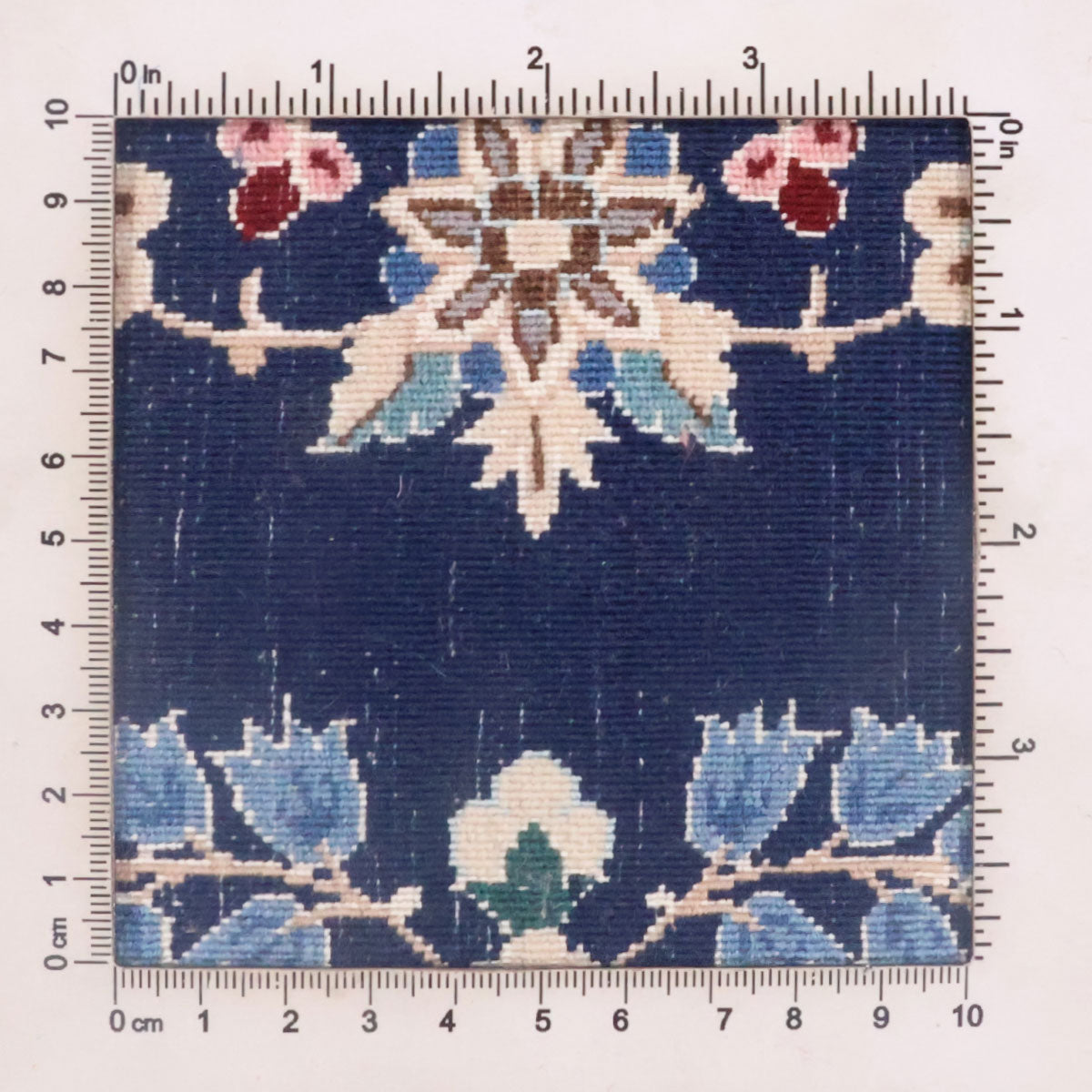 ペルシャ絨毯(イラン産)ナイン 86×61cm(FS-70014)