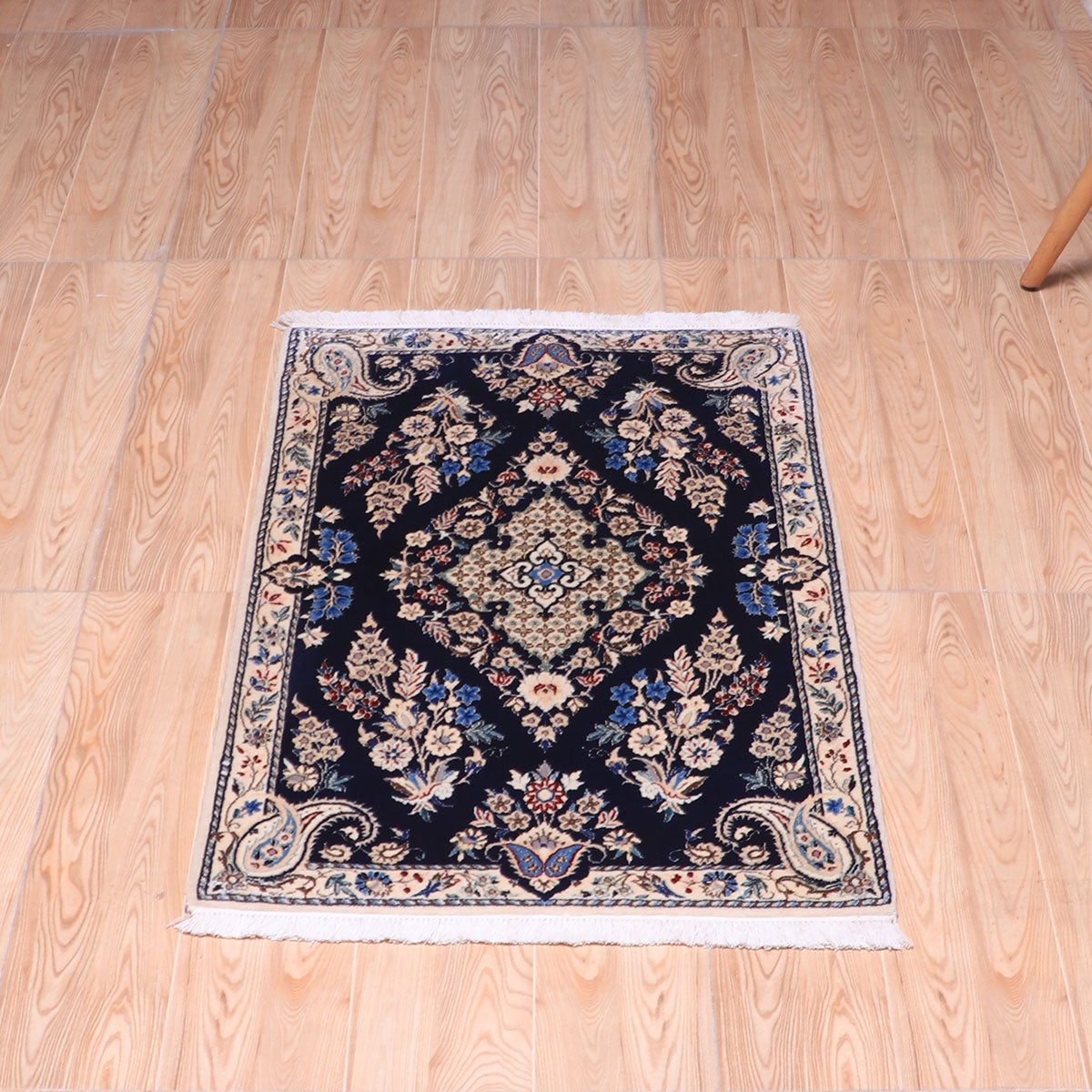 ペルシャ絨毯(イラン産)ナイン 86×61cm(FS-70014)