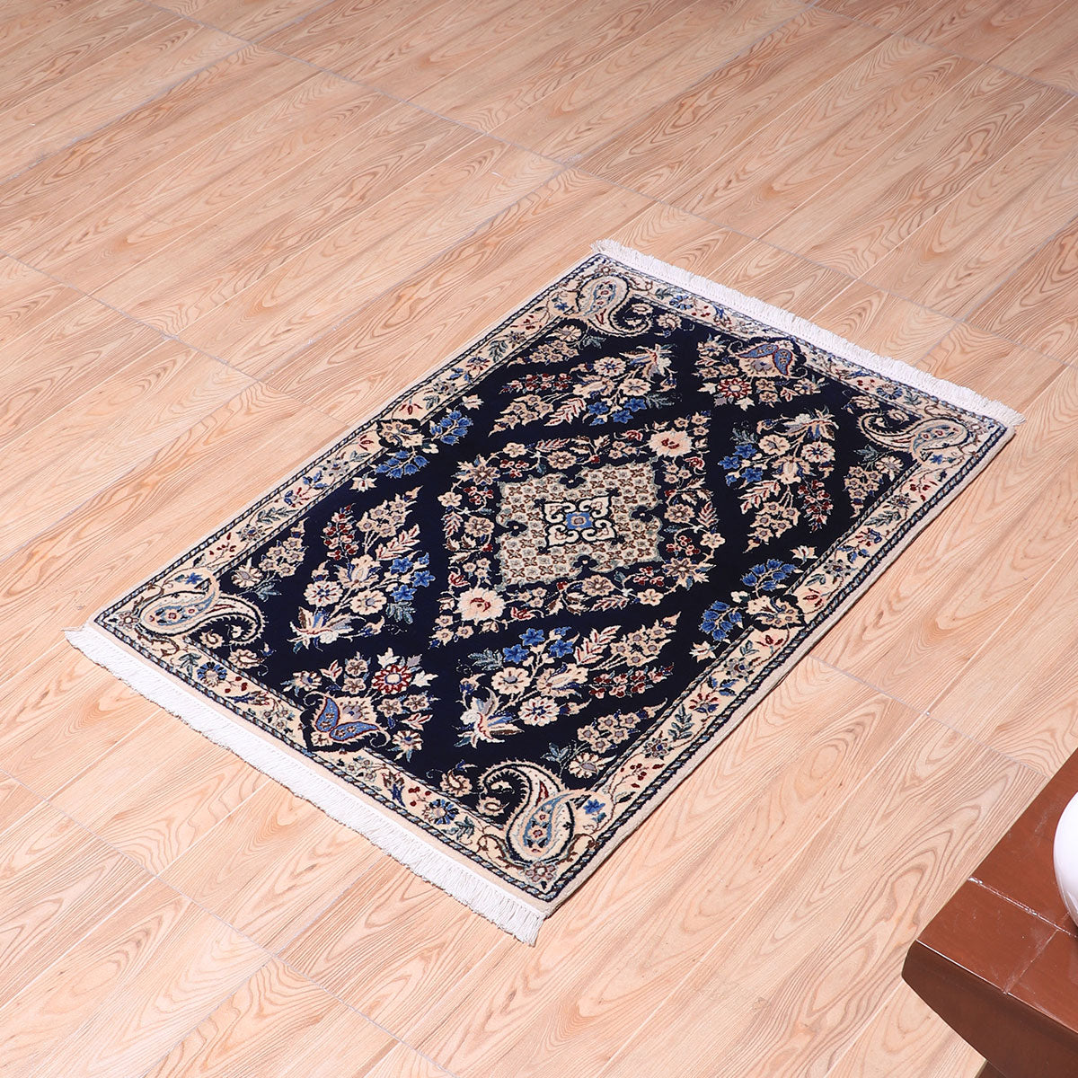ペルシャ絨毯(イラン産)ナイン 86×61cm(FS-70014)