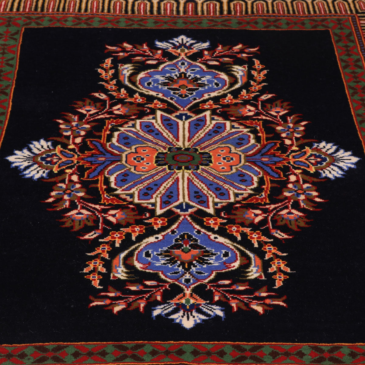 ペルシャ絨毯(イラン産)カーシャーン 91×78cm(FS-70020)