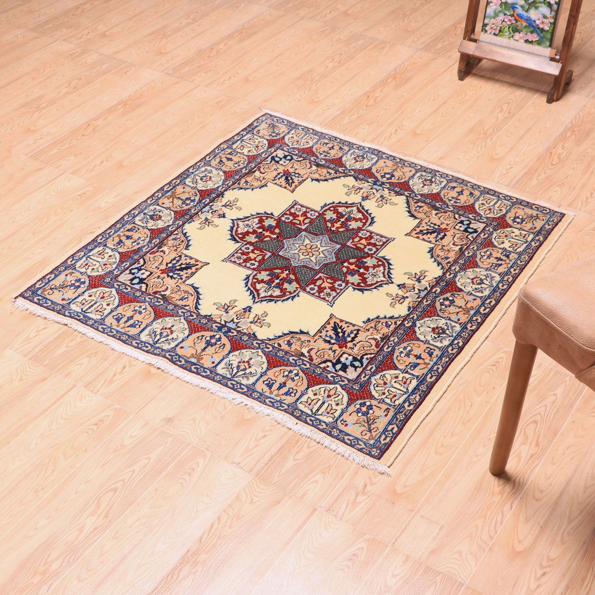ペルシャ絨毯(イラン産)ナイン 103×99cm(FS-70023)