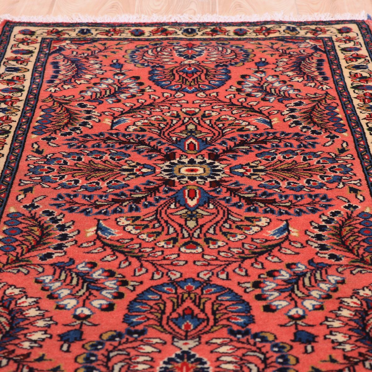 ペルシャ絨毯(イラン産)サルーク 127×67cm(FS-70036)