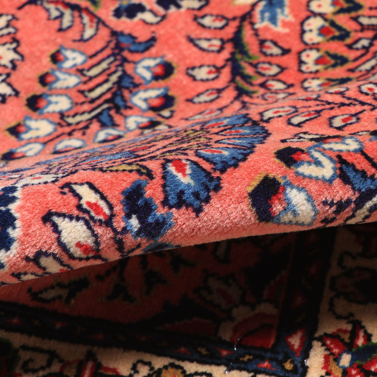 ペルシャ絨毯(イラン産)サルーク 127×67cm(FS-70036)