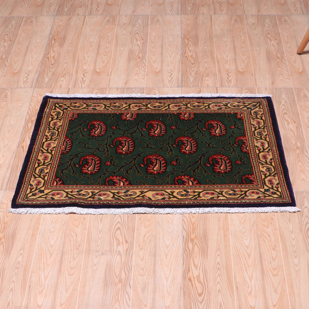 ペルシャ絨毯(イラン産)クム 93×61cm(FS-70040)