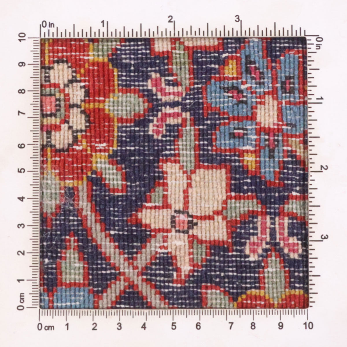 ペルシャ絨毯(イラン産)ヴァラミーン 84×46cm(FS-70050)