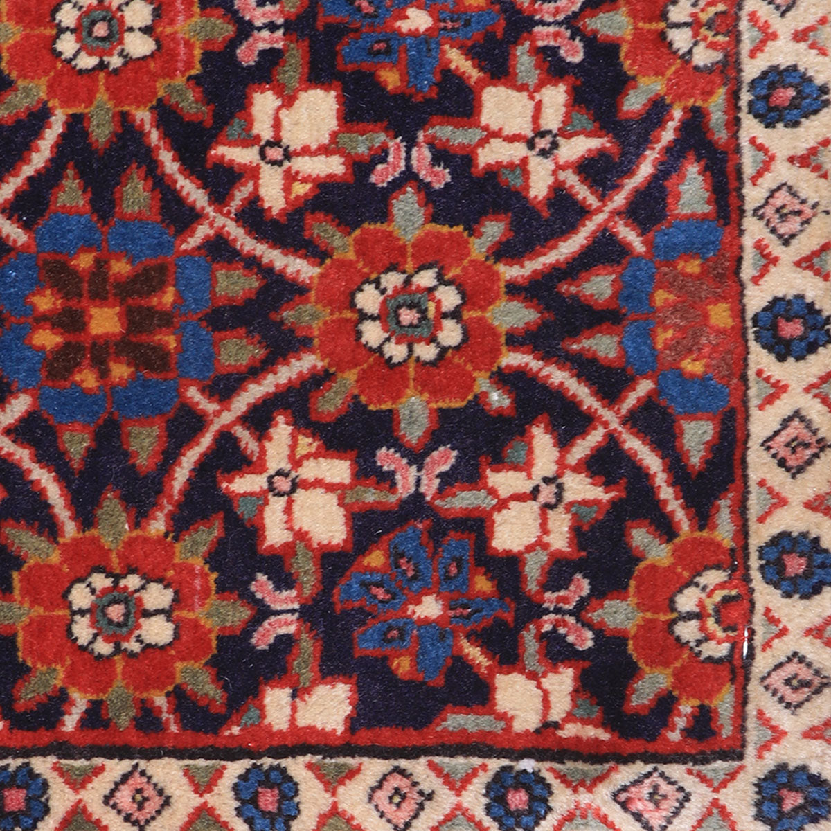 ペルシャ絨毯(イラン産)ヴァラミーン 84×46cm(FS-70050)