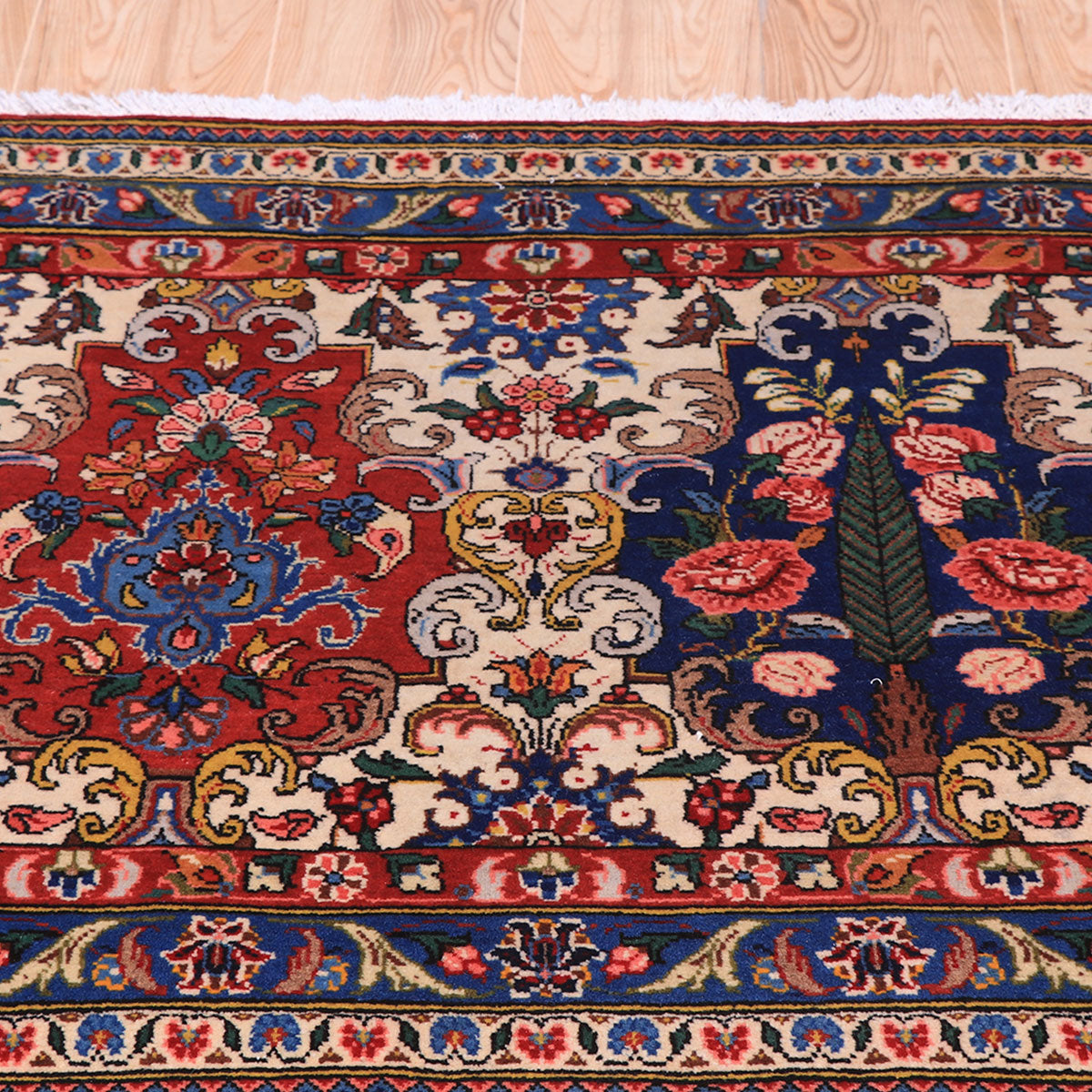 ペルシャ絨毯(イラン産)イスファハンアンティーク 94×81cm(FS-70051)